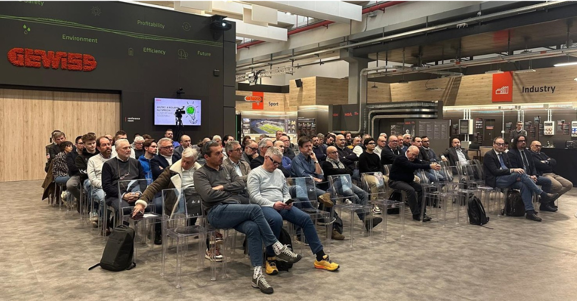 TRANSIZIONE ENERGETICA E FUTURO DEGLI IMPIANTI ELETTRICI: LA DELEGAZIONE COMASCA AL CONVEGNO CONFARTIGIANATO IMPIANTI PRESSO GEWISS